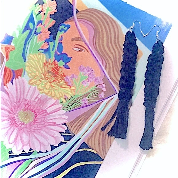 🆓w/$👋🏻Made Macrame 4ply Round Landyard Earrings - Picture 8 of 16